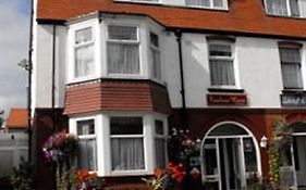 Toulson Court Guest House Scarborough